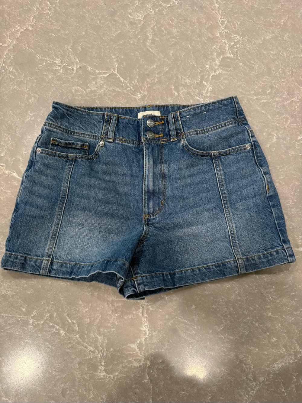 Rivete Denim High Rise Double Button Jean Shorts Women’s Size 26 Like New